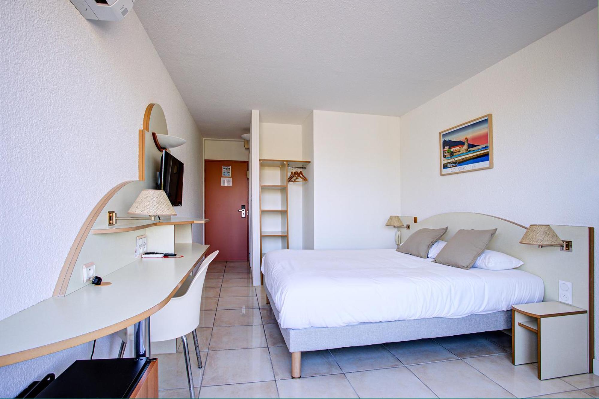Hotel Centre Plage อาร์เจเลส-ซัวร์-แมร์ ภายนอก รูปภาพ